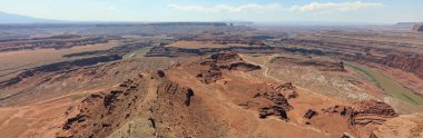 canyonlands Milli Parkı içinde beyaz jant