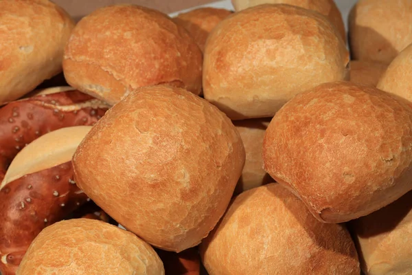 Német Bun Rolls Egy Kosárban — Stock Fotó