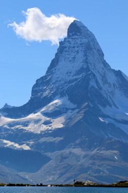 Zermatt Matterhorn dağa. İsviçre