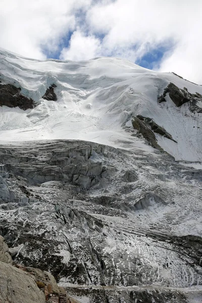 Пеннинские Альпы Швейцарии Европа — стоковое фото