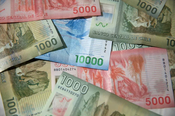 Şili Pezosu Banknotlar Farklı Yığını — Stok fotoğraf