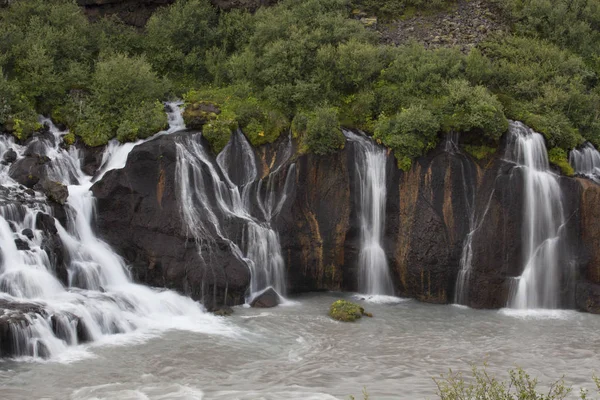 Izlandi vízesés Hraunfossar — Stock Fotó