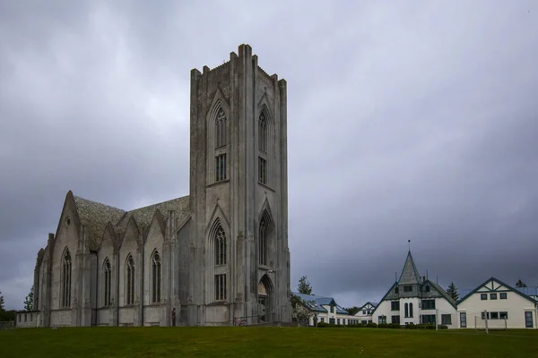 Iglesia Landakotskirkja Reykjavk — Foto de Stock