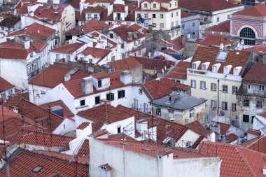 Baixa çatılarda görüntülemek