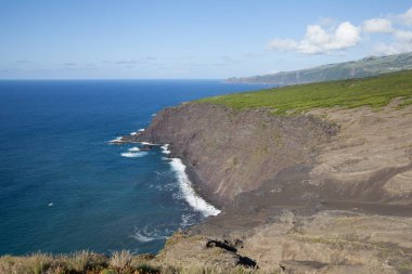 Yeşil Dağ ve Atlantik Okyanusu