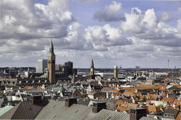 Kopenhagen Skyline mit Kopenhagener Rathaus — Stockfoto