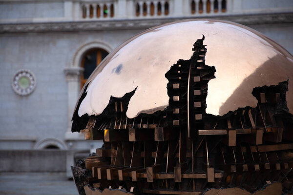 Spere Within Spere, Дублин, Ирландия
