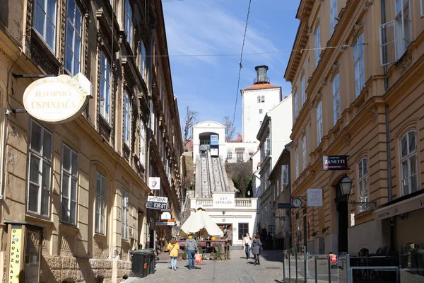 Zagreb Croácia Fevereiro 2019 Torre Funicular Lotrscak — Fotografia de Stock