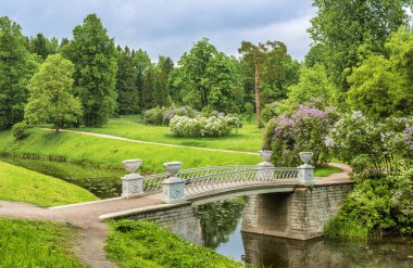 Dökme demir köprü Pavlovsk Park
