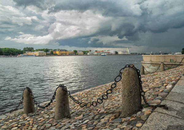 Rivière Neva. Saint-Pétersbourg, Russie — Photo