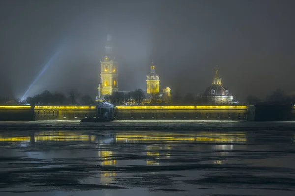 Петропавловская крепость в Санкт-Петербурге, Россия — стоковое фото