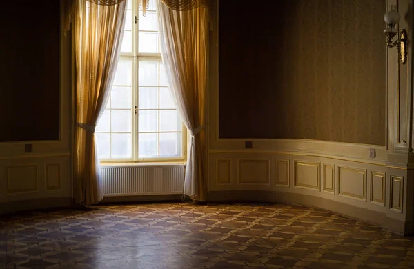 Ev bilim adamlarının eski odaları. Lviv 'deki Bilim Adamları Evi.