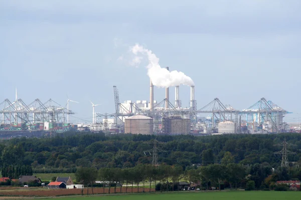 Rotterdam Hafen und chemische Industrie — Stockfoto