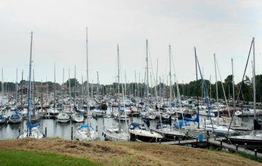 Marina şehir merkezinde