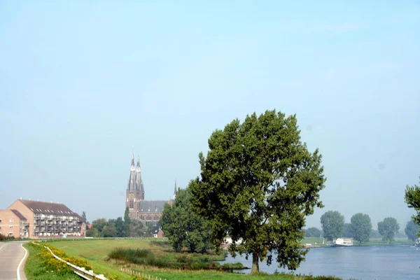 De Sint-Martinuskerk in Cuijk — Stockfoto