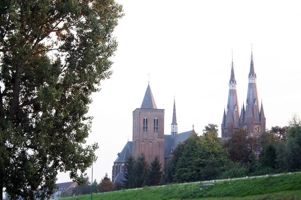 Kostel svatého Martina ve městě Cuijk — Stock fotografie