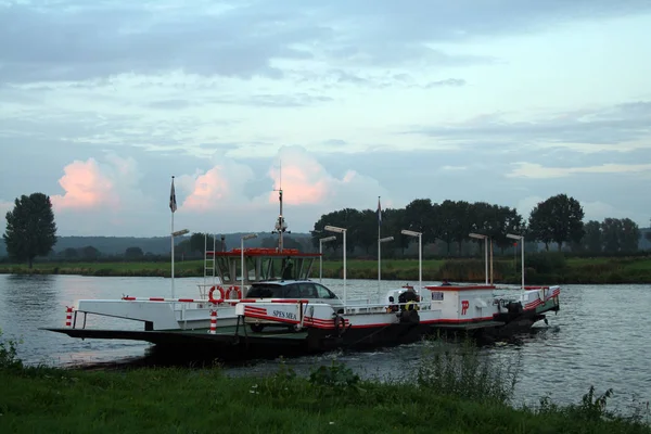 Ferry over river Maas — Stock Photo, Image