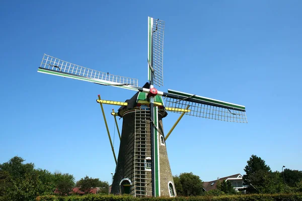 Větrný mlýn, cornmill zvané Weltevreden — Stock fotografie