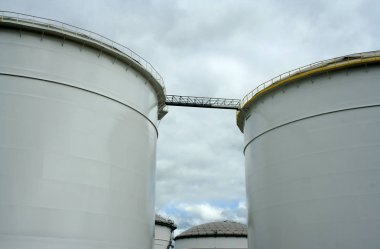 Europort depolama tankları