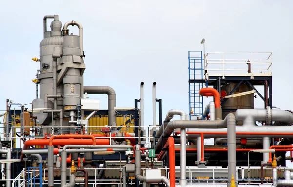 Нафтохімічної промисловості заводу в районі міста Роттердам — стокове фото