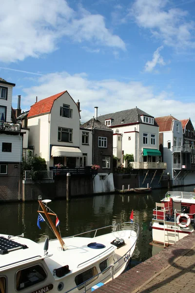 Hanging kitchens  along Rivier de Linge — Stock Photo, Image