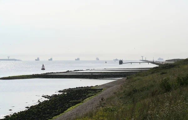 La nueva vía navegable Nieuwe Waterweg) cerca de Hoek van Holland —  Fotos de Stock