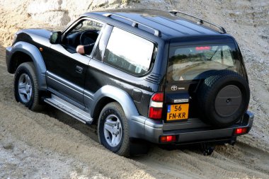 Yol drivig bir kum kazanan çukurda kapalı heyecan verici