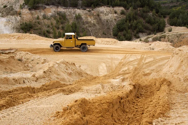 Exciting off road drivig in a sand winning pit — Stock Photo, Image