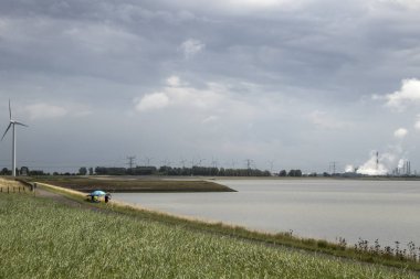 Batı Scheld üzerinden görünüm