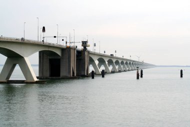 Zeeland köprü Hollanda