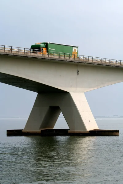 Zeeland köprü Delta woks parçasıdır — Stok fotoğraf