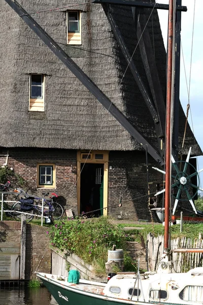 Molens van Kinderdijk in Holland — Stockfoto