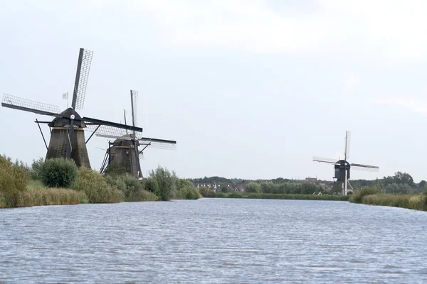 Mulini a vento di Kinderdijk in Olanda — Foto Stock