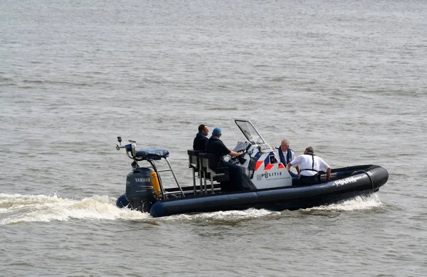 Schnellboot der Polizei auf dem Wattenmeer — Stockfoto