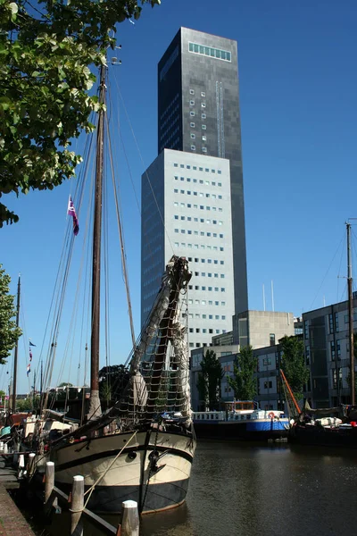 Leeuwarden achmea kulesi — Stok fotoğraf