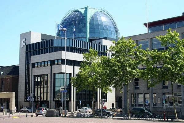 Cúpula del edificio Rabobank Leeuwarden —  Fotos de Stock