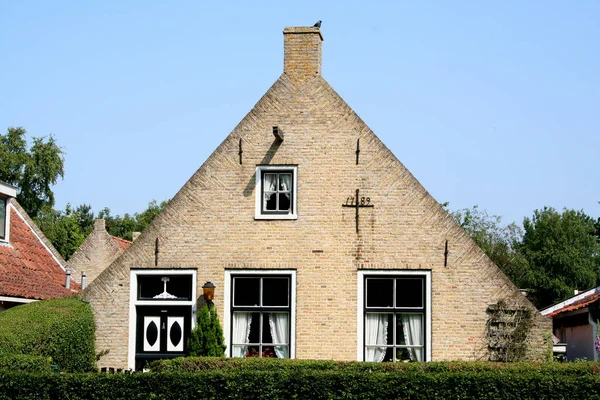 Streetview en el pueblo de Schiermonnikoog — Foto de Stock