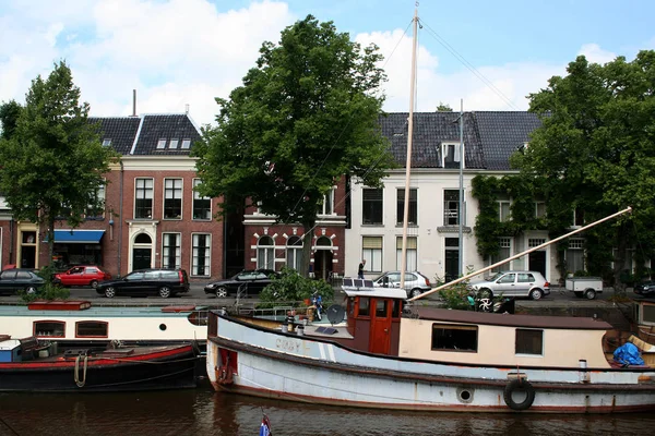 Vida diaria y vista de la ciudad en Groningen — Foto de Stock