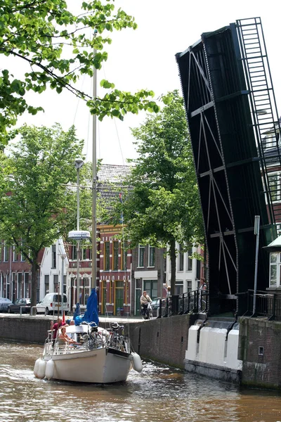 Vida diaria y vista de la ciudad en Groningen — Foto de Stock