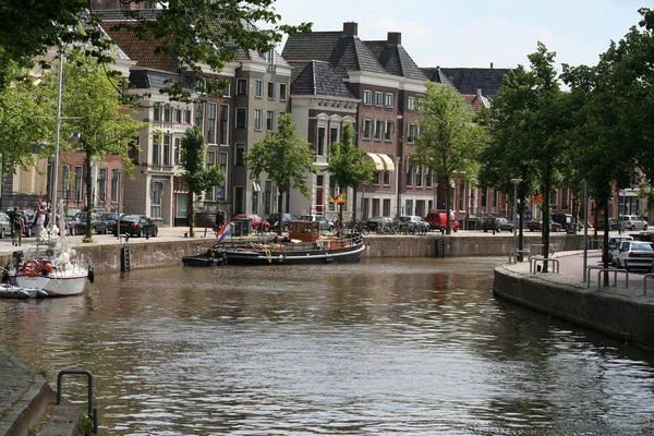 Vida diaria y vista de la ciudad en Groningen — Foto de Stock