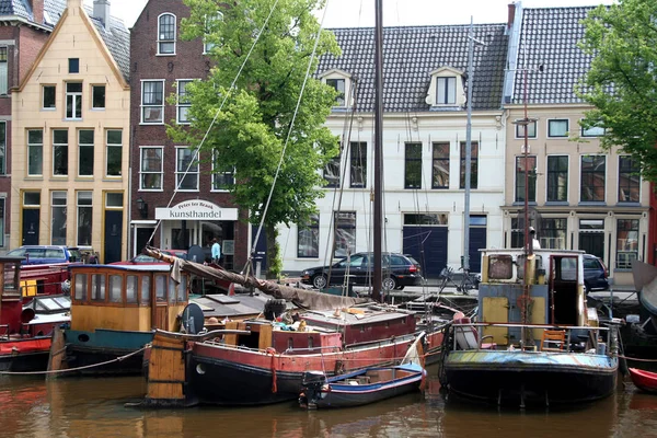 Vida diaria y vista de la ciudad en Groningen — Foto de Stock