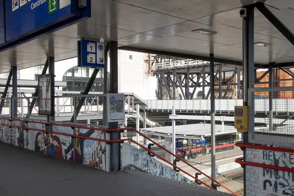 Construction of a new shopping mall anex railway station,called Maankwartier — Stock Photo, Image