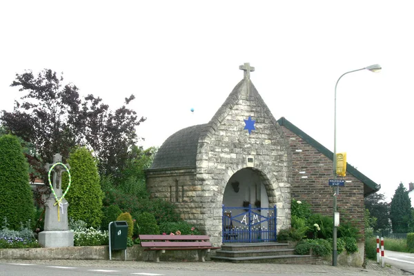 Capilla en la aldea Trintelen — Foto de Stock