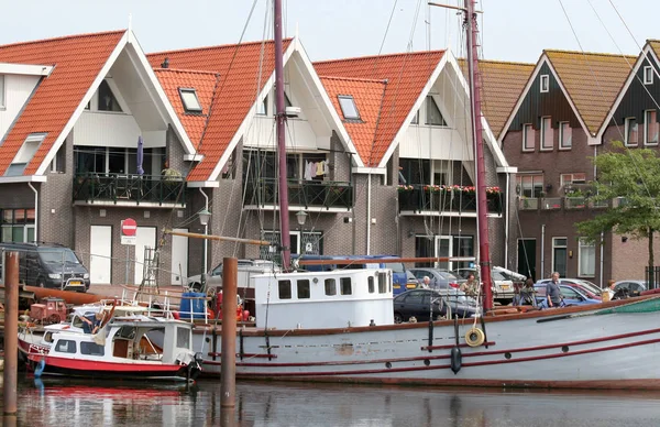 Case di lavoro nel porto di Urk — Foto Stock