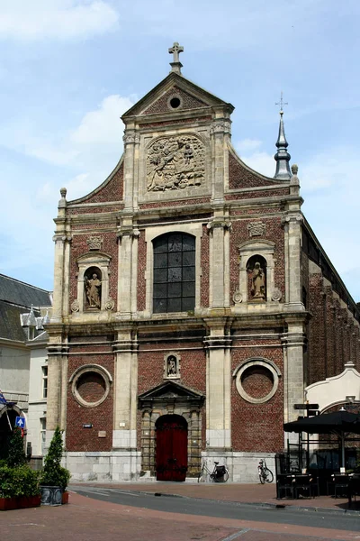 Chiesa cattolica romana Chiesa di San Michiels — Foto Stock