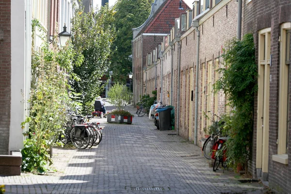 Stary nostalgiczny street w centrum miasta — Zdjęcie stockowe