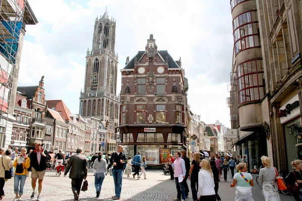 Oude Gracht Utrecht en önemli kanal olduğunu