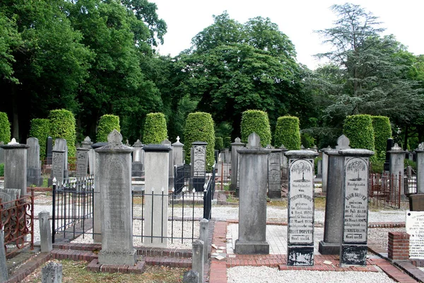 Hřbitov města Veendam — Stock fotografie