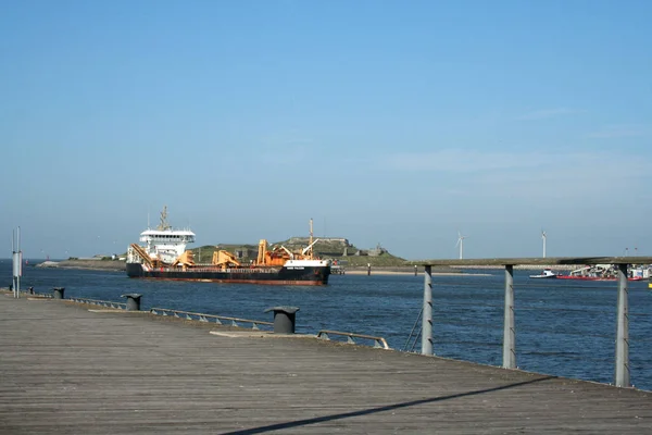 Movimiento y tráfico en el Canal del Mar del Norte — Foto de Stock