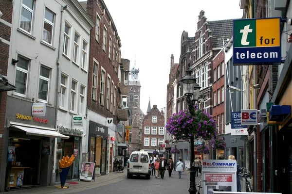 Winkelstraat in het centrum van Venlo — Stockfoto